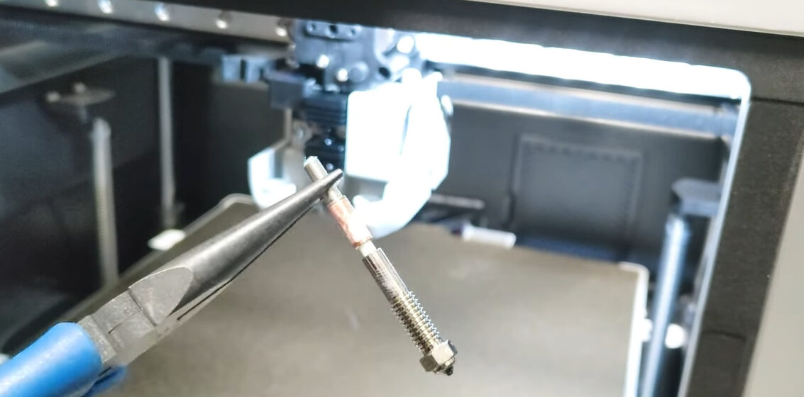 バイメタルノズル