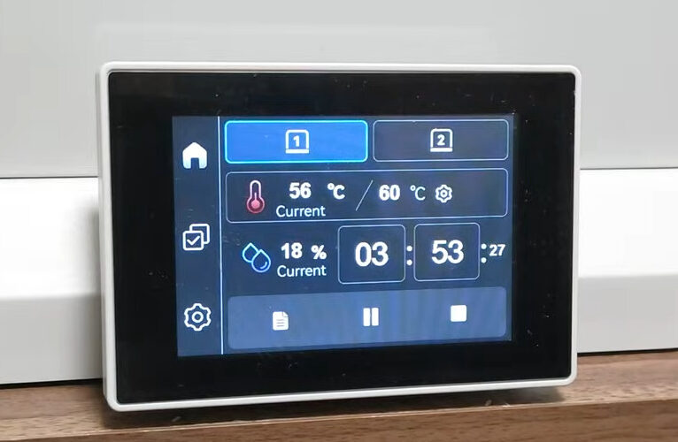 E1操作パネル、表示モニター